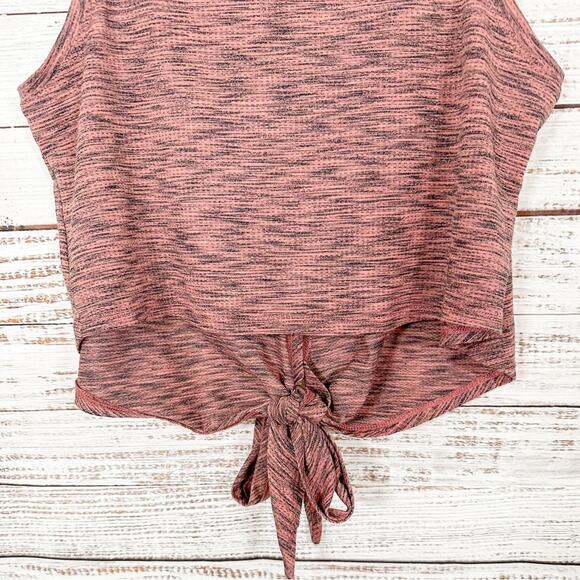 Zyia Active Heathered Pink Infinity Crop Tank, EUC, Size Medium, MSRP $47 - Picture 10 of 11